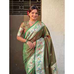 Sari indien et pakistanais en soie Paithani verte Mehandi Elite Weaves pour femmes, tissé avec des fils Zari de Banarasi, 650 g, toutes saisons - Product Image 5