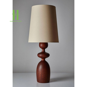 Lampe de table en gros de l'usine du Vietnam, décoration intérieure, base en bois, conception OEM, emballage personnalisé, chambre méditerranéenne, artisanat HNH - Product Image 6