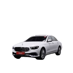 Mercedes-Benz Classe E E220d 4MATIC Exclusive 2023, 83 682 km, Diesel, Automatique, Sièges en Cuir, Volant à Gauche, Caméra Arrière - Product Image 1