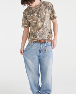 Nouveau T-shirt élégant pour homme à manches courtes imprimé camouflage, col rond, coupe classique, vêtement décontracté, 100% polyester, tissu respirant tissé - Product Image 4