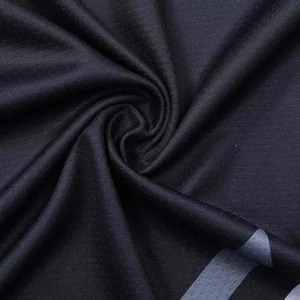 Camiseta Larga Unisex de Algodón Peinado 220g, 100% Algodón, Hombros Caídos, Largo Recortado, Modelo Personalizado, Jersey Pesado para Hombre - Product Image 6