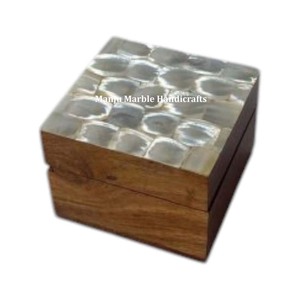 กล่องไข่มุกแบบดั้งเดิม MDF ฝังกระดูกแบบพรีเมี่ยมพร้อมวัสดุอัญมณีสำหรับการจัดเก็บเครื่องประดับของขวัญเพื่อวัตถุประสงค์ทางธุรกิจ - Product Image 3