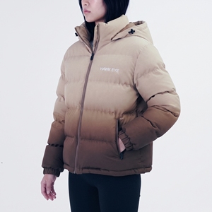 Veste matelassée à capuche pour femme Hawk Eye, veste d'hiver chaude et épaisse en polyester rembourré avec logo sur le devant - Product Image 4