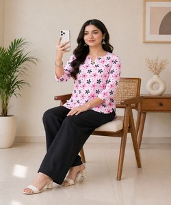 Conjunto de Top y Pantalones Palazzo de Rayón con Estampado Digital, Ropa Casual, Precio al por Mayor, Prenda Étnica, Rosa Bebé y Negro - Product Image 4