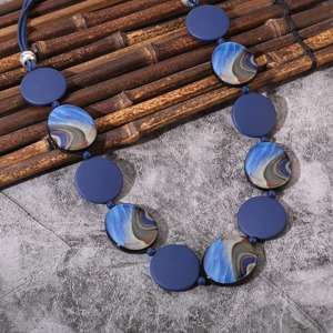 Collar de Resina con Cuentas Geométricas, Hecho a Mano, de Alta Calidad, con Acabado Pulido, Hermoso y Moderno, Unisex, Regalo, India - Product Image 5