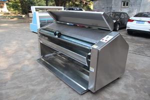 Machine à coller les feuilles de carton et de papier de qualité supérieure, robuste, de qualité industrielle, disponible à la vente - Product Image 6