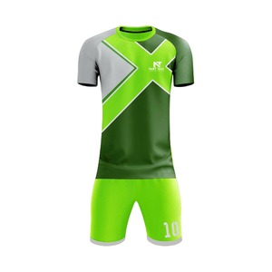 Vêtements de sport confortables pour hommes, uniforme de football 100% polyester, uniforme de football sur mesure pour hommes - Product Image 5