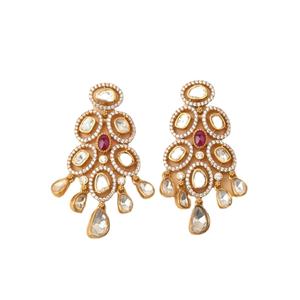 Pendientes de moissanita con tachuelas de piedra Multicolor chapados en oro con motivos florales de alta calidad para niñas, Ropa Étnica - Product Image 1
