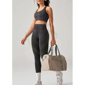 Conjunto de yoga reversible ligero de 2 piezas para mujer, conjunto deportivo transpirable de tela elástica con leggings y sujetador. - Product Image 1