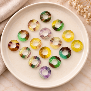 Colgante de Fluorita Arcoíris Liso en Forma de Donut de 15mm, Piedra Preciosa para Sanación con Cristales, Energía Reiki, Diseño para Fabricación de Joyas al por Mayor - Product Image 1