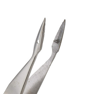 Pince à épiler à pointe en acier allemand de 4,5 pouces certifiée CE pour l'extraction d'éclats, forceps chirurgical incurvé, vente en gros - Product Image 5