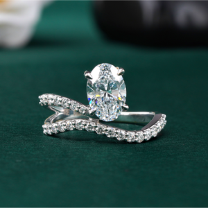 แหวนหมั้นเพชรทรงรี 1.51 กะรัต เพชรเลี้ยงในห้องปฏิบัติการ ทองคำขาว 14K ระดับความสะอาด VVS-VS สี DEF แบบโซลิแทร์ ประดับเพชรแบบพาเว่ แหวนแต่งงาน ระดับความสะอาด VS1 แบบธรรมชาติ - Product Image 1
