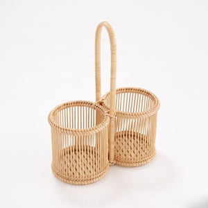 Cesta de Almacenamiento Redonda Doble de Bambú Tejido con Asa, Estilo del Sudeste Asiático - Product Image 1