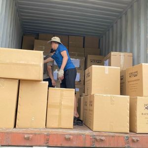 Planche à découper en bois avec rainure pour jus, durable, sans danger pour les aliments, planche de boucher de cuisine, durable, compatible lave-vaisselle, Vietnam - Product Image 6