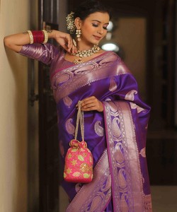Purple Silk Saree With Zari Border Traditional Indian Wedding Wear For Women <b>Floor</b> Length Banarasi Style Sari - Product Image 4