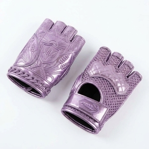 Guantes de agarre para mujer, ideales para entrenamiento de pole dance, con contacto seguro, movimiento flexible, ajuste cómodo y estilo elegante. - Product Image 5