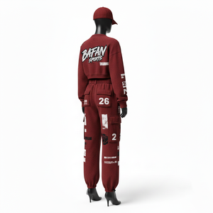 Conjunto de Camiseta Corta y Pantalones Deportivos para Mujer, Felpa de Algodón Suave de 280 GSM, Color Granate, Paneles Utilitarios, Logotipo con Transferencia Térmica - Product Image 5