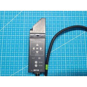SUNX เลเซอร์ LA-510D การกำจัดเซ็นเซอร์ที่ใช้เป็นชิ้นส่วนอุปกรณ์เซมิคอนดักเตอร์มรดก - Product Image 5