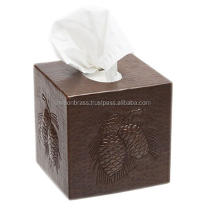 Boîte à mouchoirs martelée de forme carrée Support de tissu nettoyant Boîte à mouchoirs en forme de rectangle en métal plaqué cuivre - Product Image 6