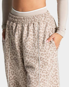 Joggers d'hiver surdimensionnés de qualité supérieure en molleton de coton doux, taille élastique, passepoil chic, coupe large, respirants, faible MOQ, qualité OEM - Product Image 3