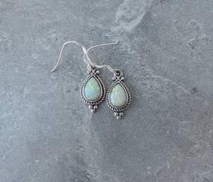 Boucles d'oreilles en opale blanche, argent sterling, opale scintillante, bijoux pierre de naissance d'octobre, cadeau élégant pour elle - Product Image 6