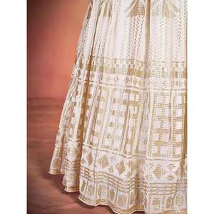 Impresionantes lentejuelas blancas Georgette desgaste de la boda Lehenga Choli - Product Image 1