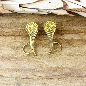 ต่างหูแบบติดหู ดีไซน์โบโฮปีกนก ลายชนเผ่า ทำจากทองเหลือง ชุบทอง 18K ประดับขนนก สวยงาม โดดเด่น สำหรับผู้หญิง ขายส่ง รับผลิตแบบ OEM ODM - Product Image 1