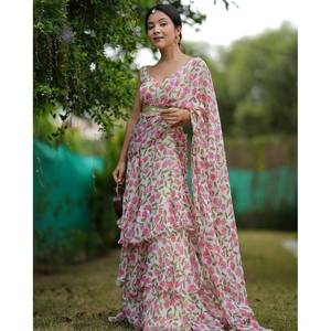 DESIGNER GEORGETTE IMPRESSION NUMÉRIQUE ET TRAVAIL À VOLANTS LEHENGA SAREE BLOUSE AVEC CEINTURE BÉBÉ ROSE - Product Image 3