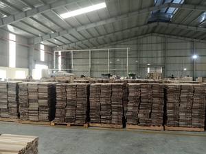 Carreaux de terrasse composites modernes et durables pour les allées de jardinsol d'extérieur en acacia de classement économique et facile à installer - Product Image 3