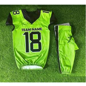 Fabricant en gros de maillots de football américain personnalisés, uniformes de football sublimés et brodés de qualité supérieure pour les équipes masculines et les équipes de jeunes - Product Image 5