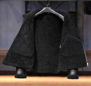 Nouvelle veste de motard en cuir véritable noir pour homme avec doublure en sherpa, fermeture éclair, col rabattable, style moto d'hiver - Product Image 3