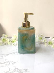 Distributeurs de résine époxy Royal pour salles de bain, offrant une apparence riche avec pompe et récipient assortis - Product Image 2