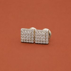 ต่างหูเพชรโมอิสซาไนต์ทรงกลม ดีไซน์วงแหวนคลาสสิก - Product Image 4