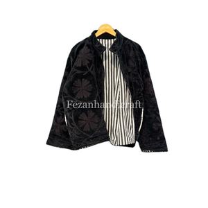 Veste en velours indien brodée, manteau cousu à la main, manteau Suzani, doublure intérieure en coton, veste avec deux poches latérales, style bohème hippie - Product Image 1