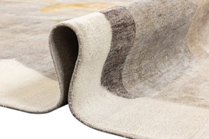 Tapis en boucle de laine et soie de haute qualité, tapis de style persan fait à la main, produit d'ameublement écologique pour la maison - Product Image 3