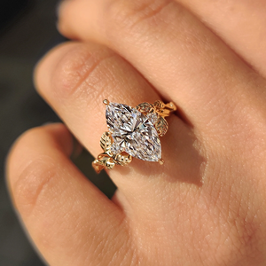 Bague de fiançailles élégante à trois pierres de forme marquise, inspirée de la nature, bijoux de mariée en pierres de synthèse, fournisseur en gros en ligne - Product Image 6