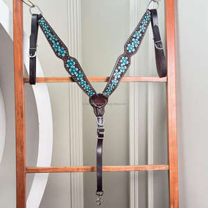 Tachuela de caballo de cuero con cuentas florales turquesa para cuello de pecho occidental hecha a mano para montar en senderos, estilo de carreras y Rodeo - Product Image 3