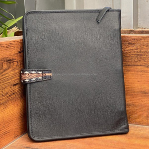 Carpeta de anillas con cremallera para entrevista de cuero de vaca de alta calidad, Padfolio de negocios de cuero acolchado genuino, tamaño A4 personalizado - Product Image 5