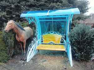 Chaise suspendue de luxe en fer forgé pour extérieur avec auvent, idéale pour jardin, patio, parc et école – Design contemporain – Mobilier de jardin en fer forgé - Product Image 2