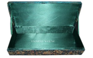 Caja de Regalo Rectangular de Madera Ecológica Hecha a Mano con Bordado de Algodón Dorado y Decoración Verde en el Reverso (12.5x9.5x4 Pulgadas) para Almacenamiento - Product Image 2