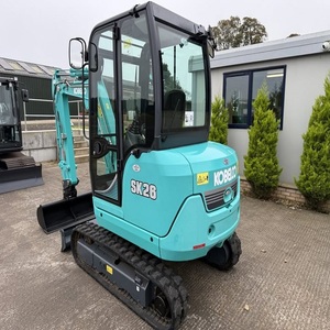 Excavatrice compacte Kobelco pour les chantiers étroits, offrant une maniabilité aisée et des performances pratiques pour les travaux de construction quotidiens - Product Image 6