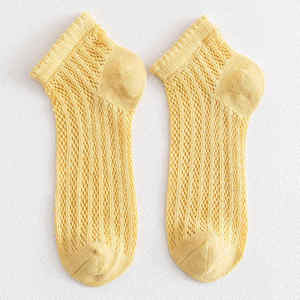 Chaussettes basses pour femmes du Vietnam, style vintage élégant, en coton tricoté, douces, à volants, vente en gros, haute qualité pour usage quotidien - Product Image 6