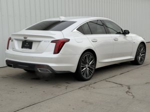 Sedán Cadillac CT5 Premium Luxury AWD 2024 Blanco con Asientos de Cuero - Product Image 4