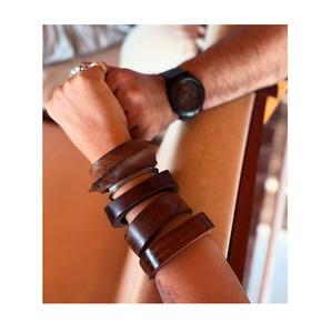 Bracelets en bois classiques et élégants pour femmes, bijoux en bois au design intemporel, fabriqués par Apex Align - Product Image 3