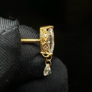 Pendientes de Diamantes Marquise en Forma de Lágrima, Elaborados en Oro de 14K con un Delicado Colgante Individual - Product Image 3