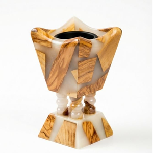 Brûleur d'encens décoratif en bois et résine pour espaces de méditation, salles de yoga et pratiques de pleine conscience - Product Image 6