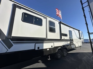 Nuevo 2026 Keystone Montana High Country 373R-D - Product Image 4