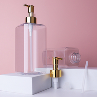 Flacon pompe carré transparent en PET 300/500 ml avec pompe dorée 28 mm pour shampoing, après-shampoing, soin des cils et gel douche – Emballage cosmétique