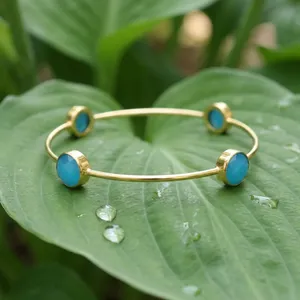 กำไลข้อมือพลอยตาแมวสีฟ้าบริโอเลต ประดับพลอยสี่เม็ด ทรงกลม ทำด้วยมือ สำหรับผู้หญิง เครื่องประดับแฟชั่นที่ทนทาน - Product Image 6