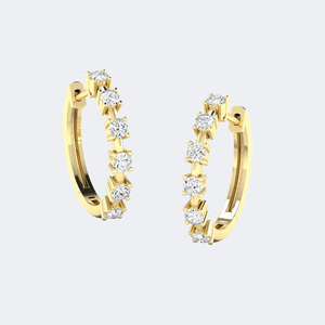 Boucles d'oreilles créoles Huggie plaquées or 14K, 0,80 carats au total, avec diamants de laboratoire couleur E, certifiés IGI, formes rondes, baguette et mélangées, serties en barrette - Product Image 4